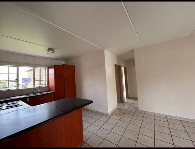 2 BEDROOM APARTMENT FOR SALE IN HALFWAY GARDENS